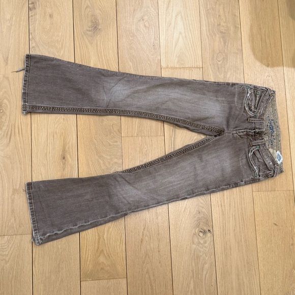 STITCH’S - Picture 3 of 5